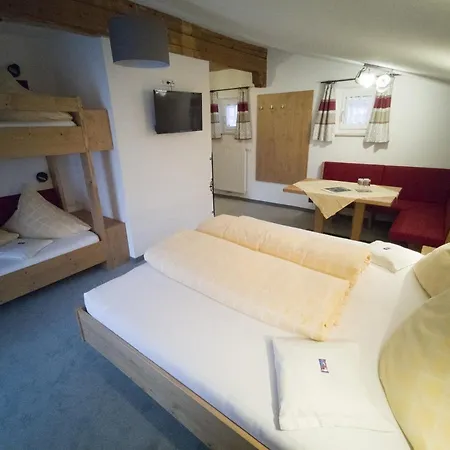 Gaestehaus Panorama Guest house 3*